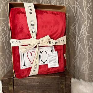 RAE DUNN FARMHOUSE HOME DECOR LOVE HEART VALENTINES DAY BED LIVING NEW HTF RD